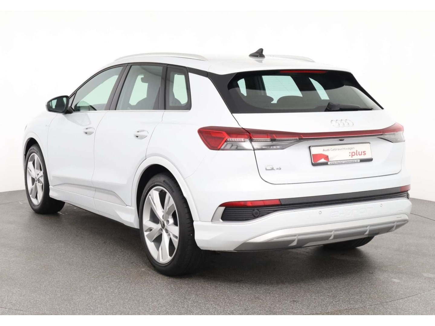 Bild über Audi Q4 e-tron 45 e-tron - für weitere Informationen kontaktieren Sie den Audi Partner