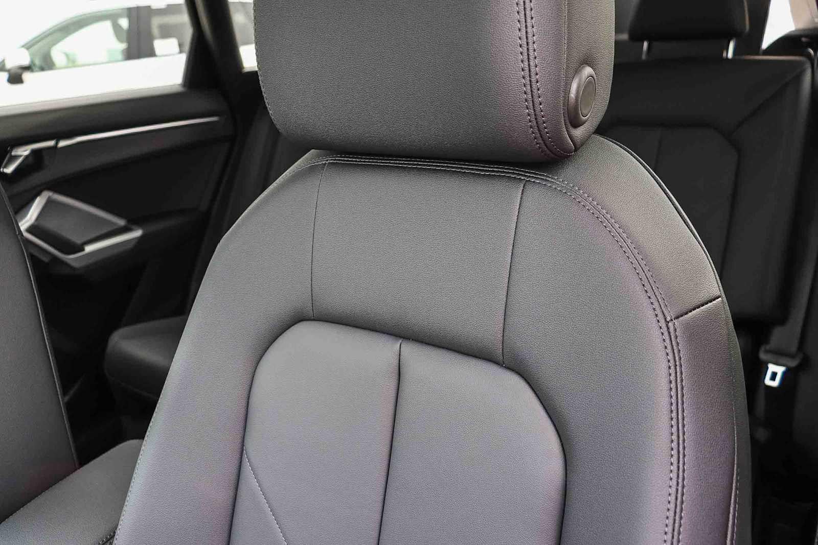2025 Audi Q3 S Line Premium - Photo 35