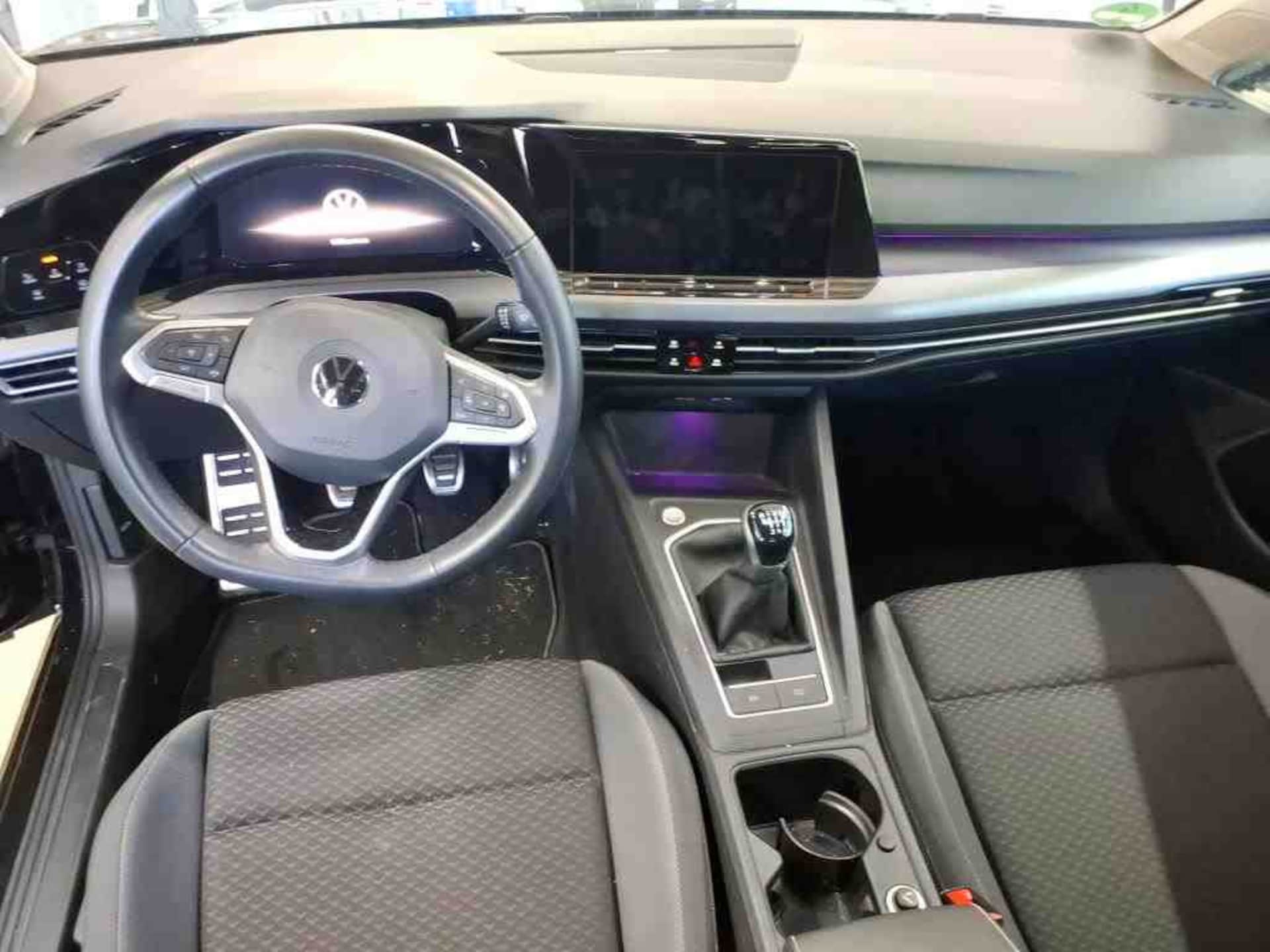 Volkswagen Golf Active