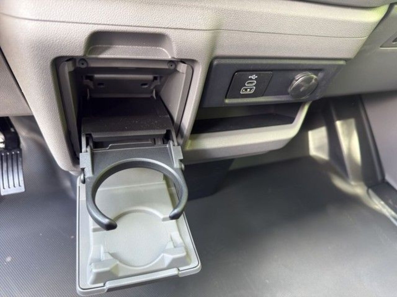 Volkswagen Transporter Kasten kurzer Radstand – Bild 17