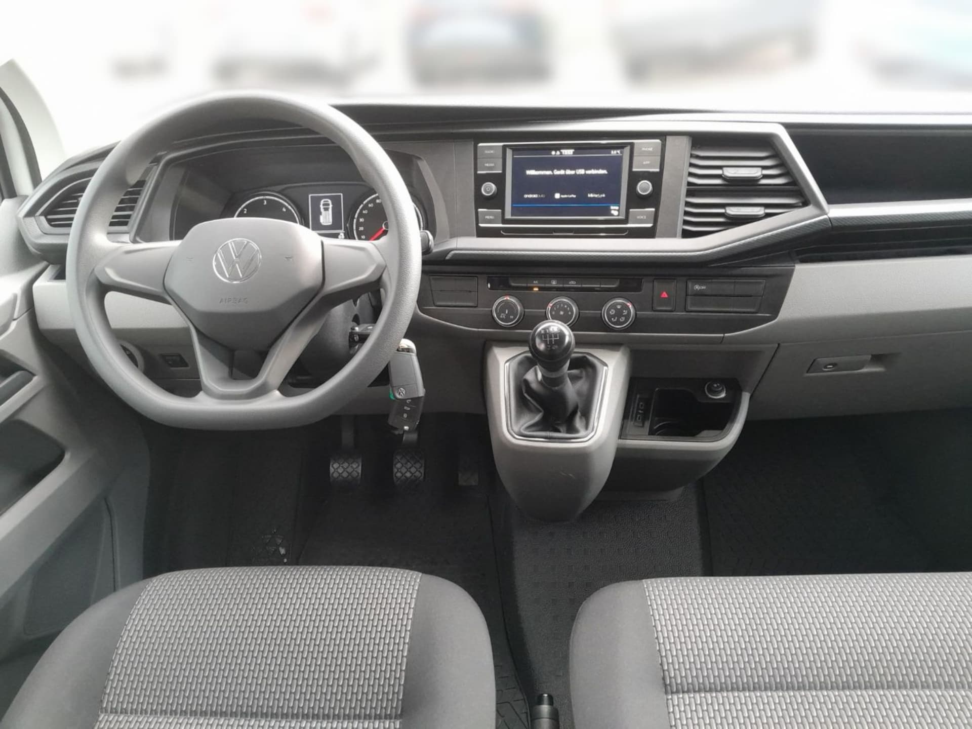 Volkswagen T6.1 Transporter Kombi kurzer Radstand
