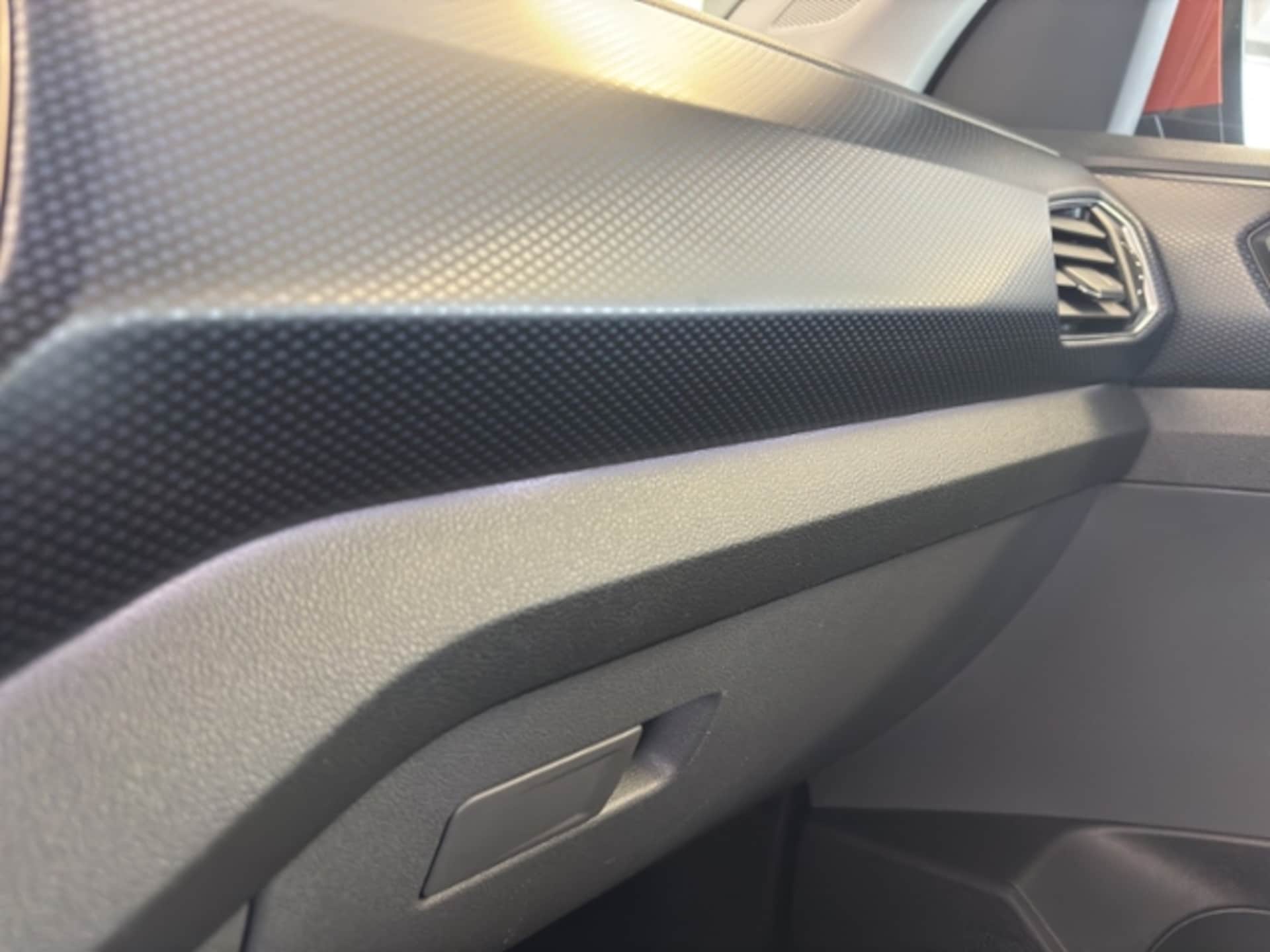 Volkswagen T-Cross United
