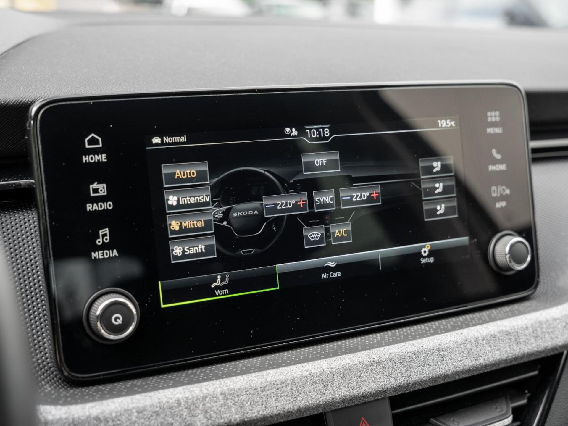 Skoda Scala Tour