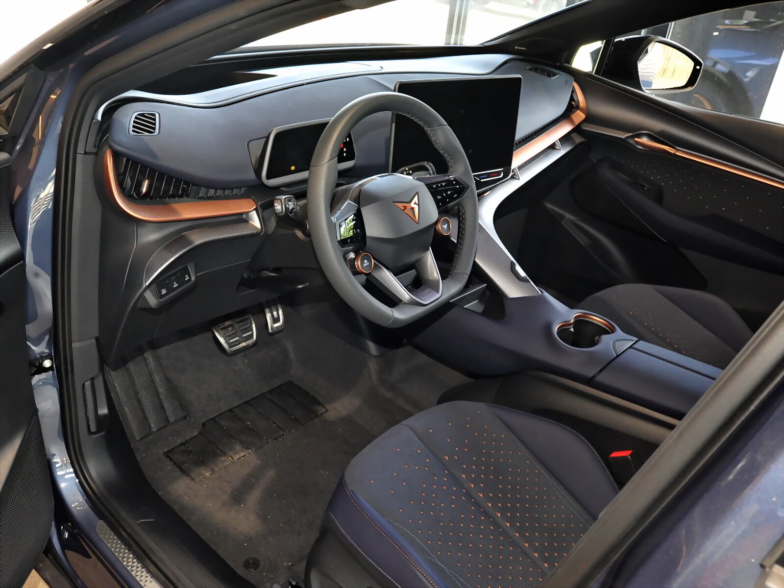 CUPRA Tavascan – Bild 12
