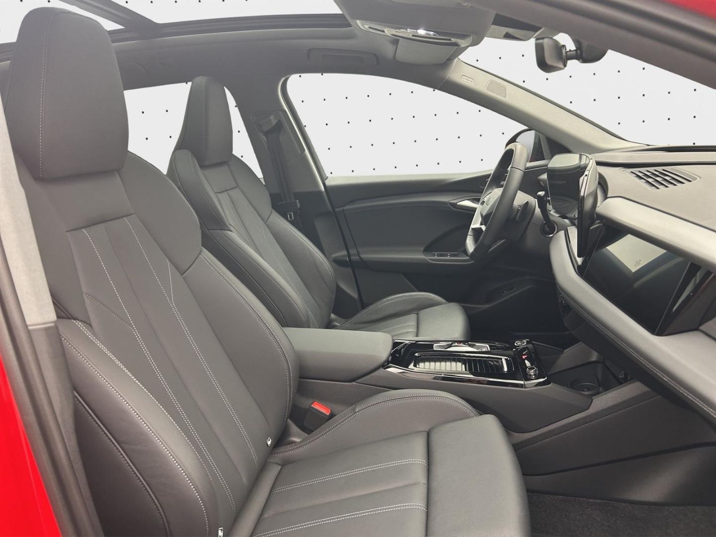Image about Audi Q6 SUV e-tron e-tron performance