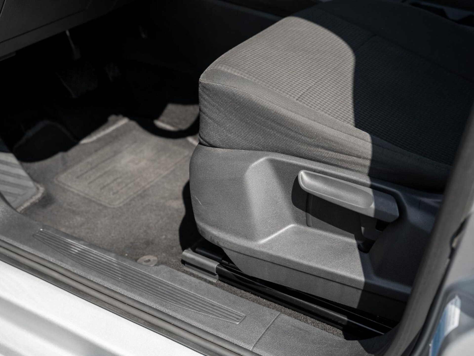 Volkswagen Caddy Maxi Basis-Modell
