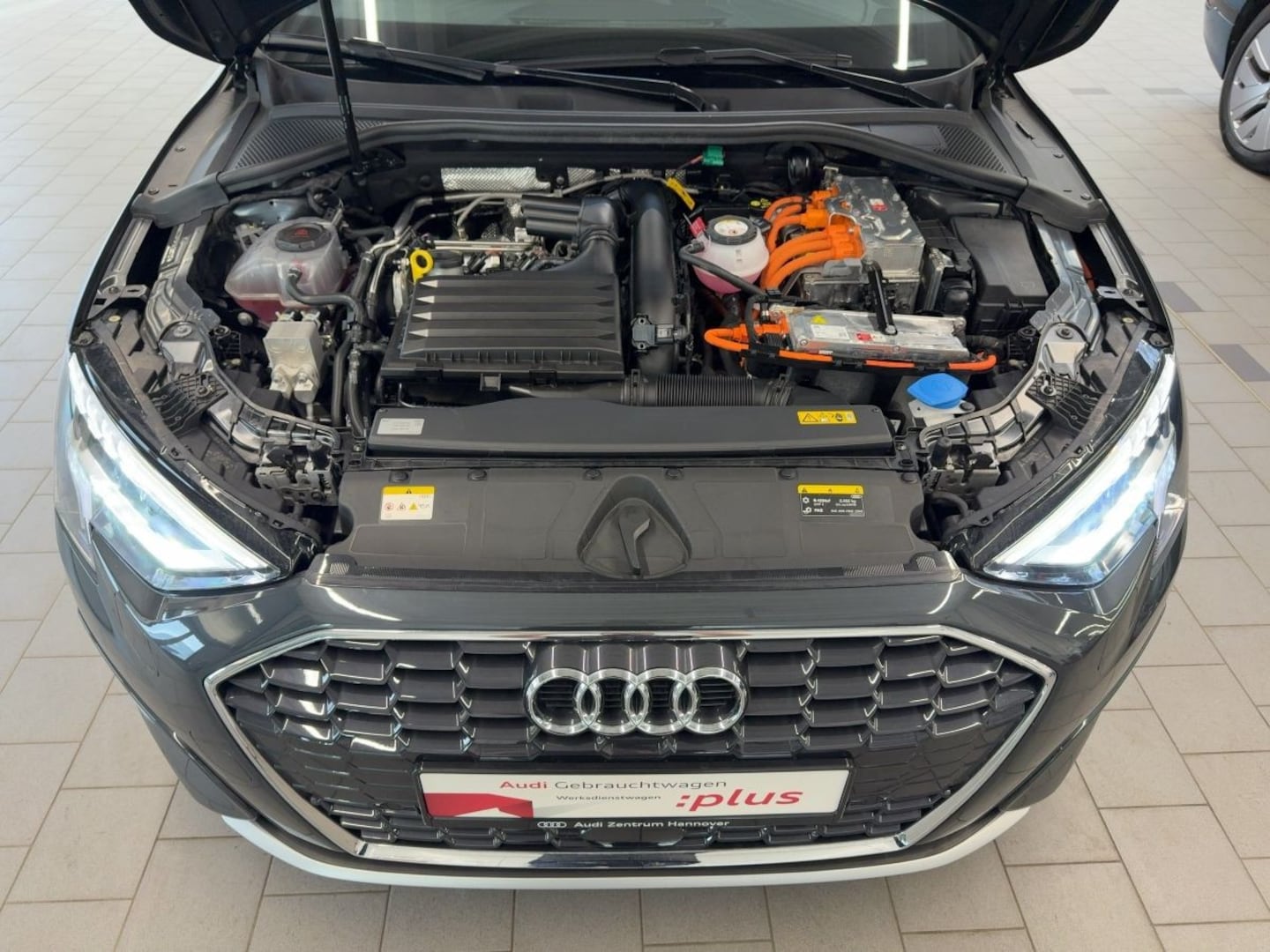 Bild über Audi A3 Sportback TFSI e advanced 40 TFSI e S tronic - für weitere Informationen kontaktieren Sie den Audi Partner
