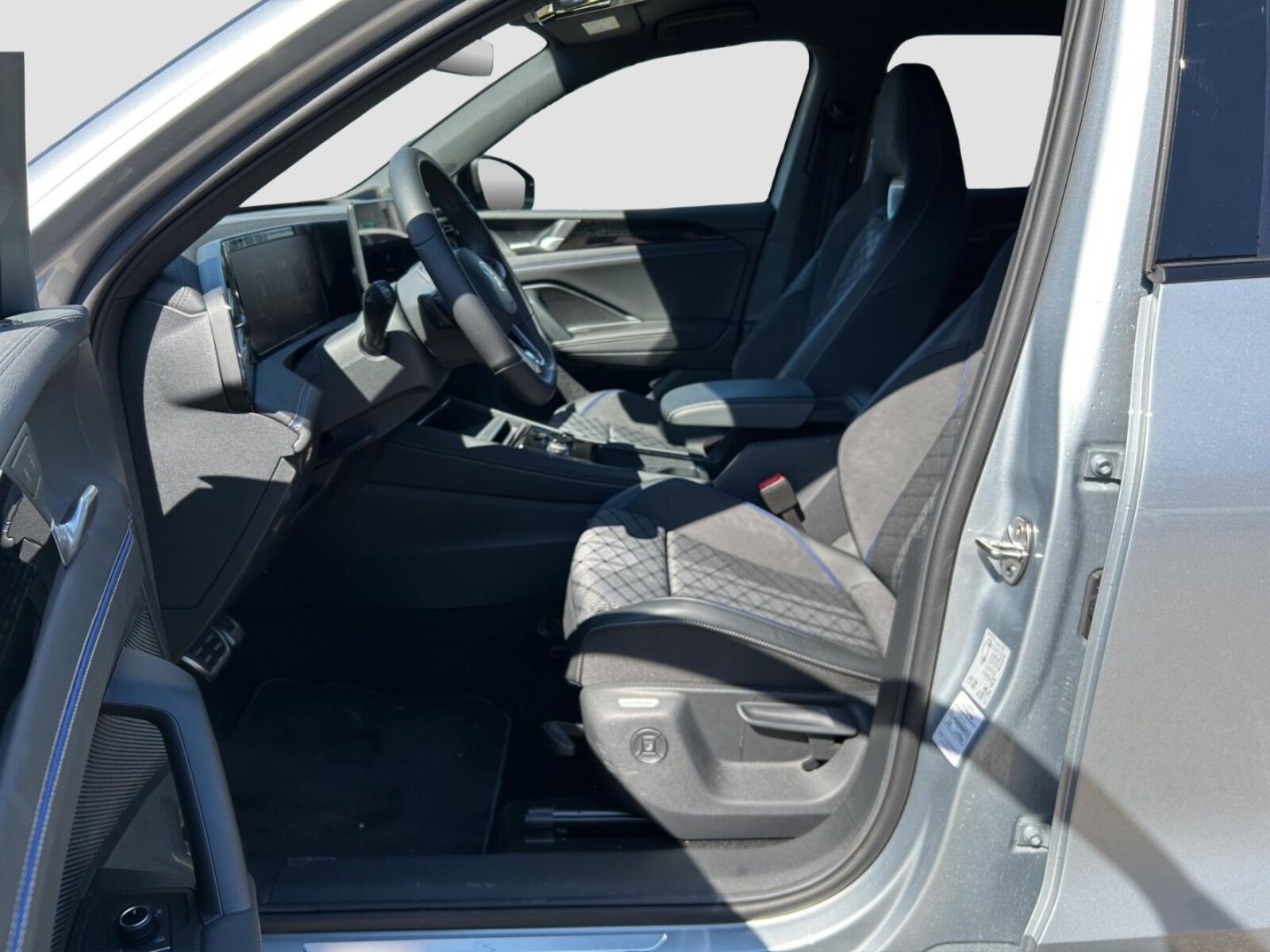 Volkswagen Tiguan – Bild 13