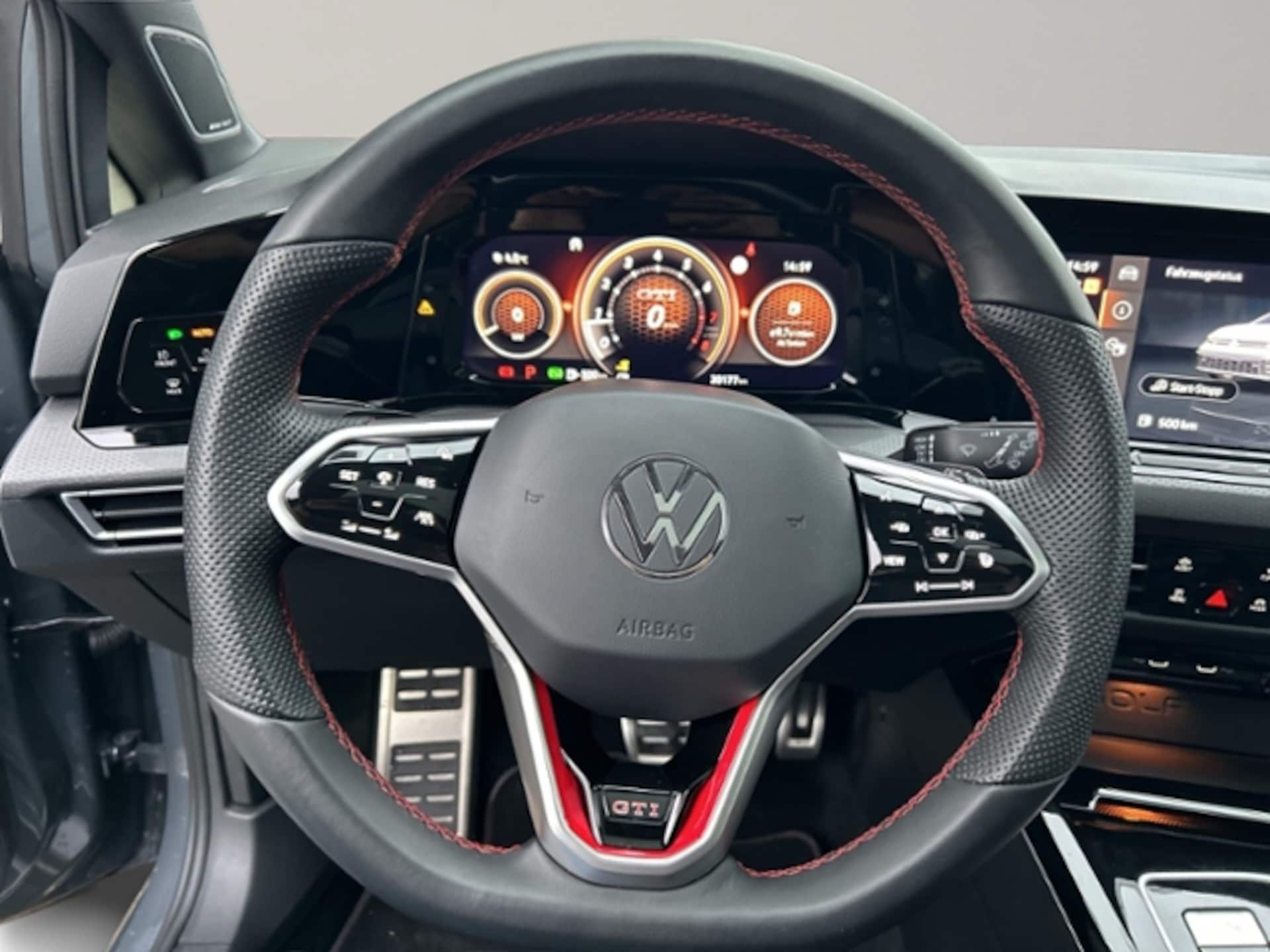 Volkswagen Golf GTI