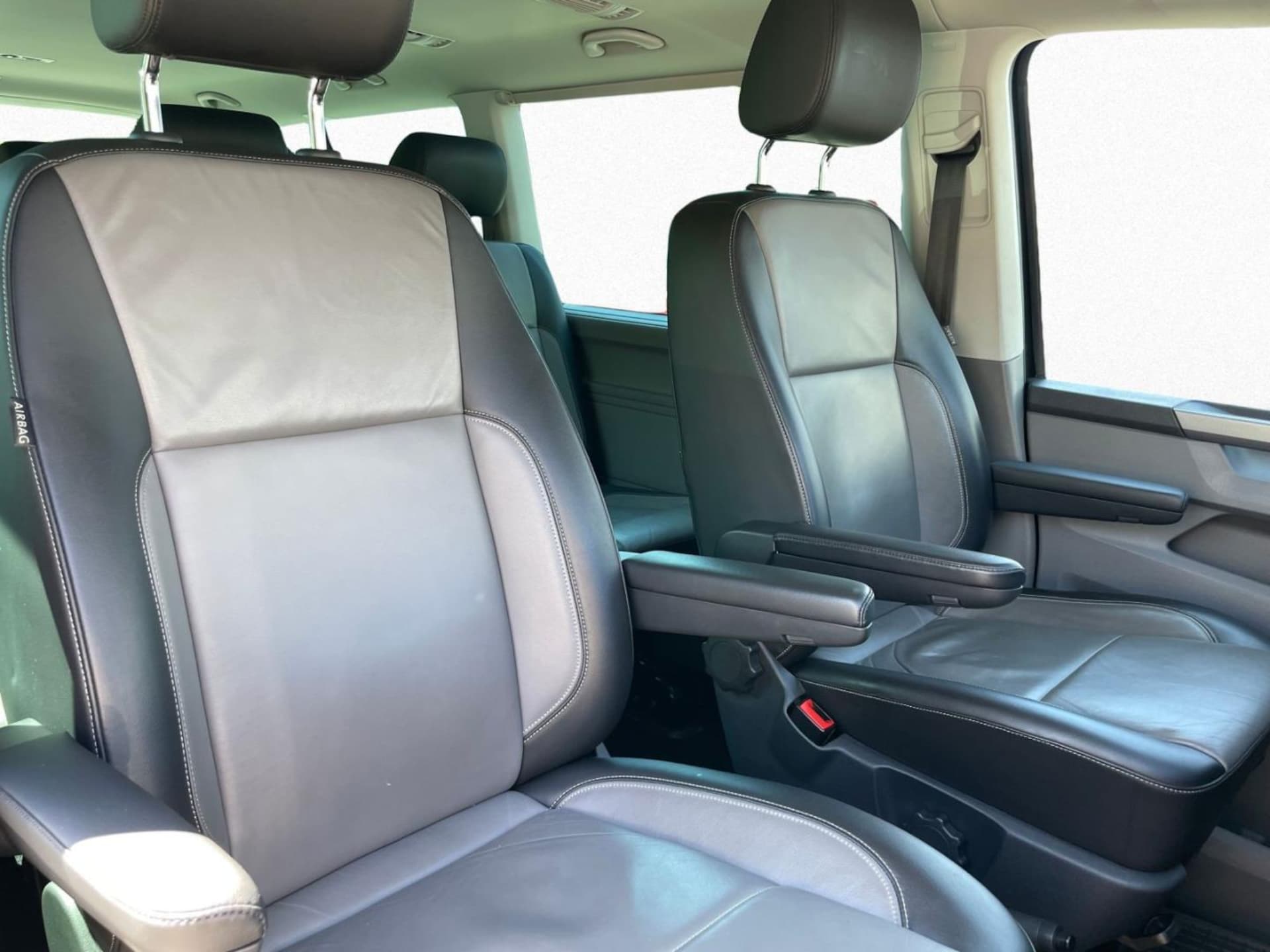 Volkswagen T6.1 Caravelle langer Radstand Highline