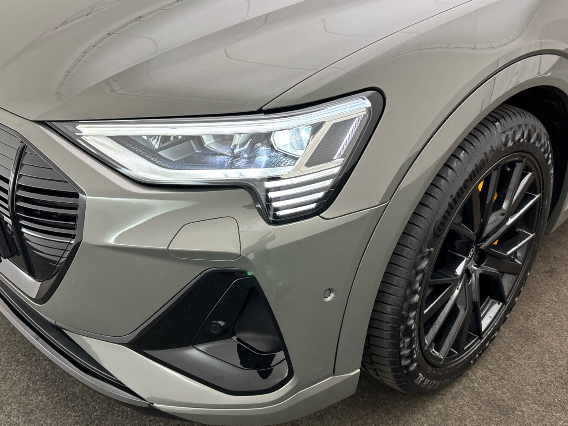 Audi e-tron Sportback S line