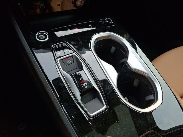 2026 Audi A6 Premium Plus - Photo 7