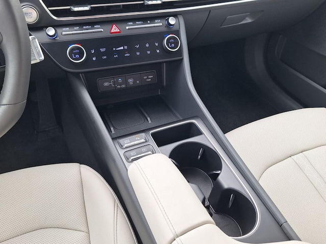 2025 Hyundai Sonata Hybrid Limited - Photo 27