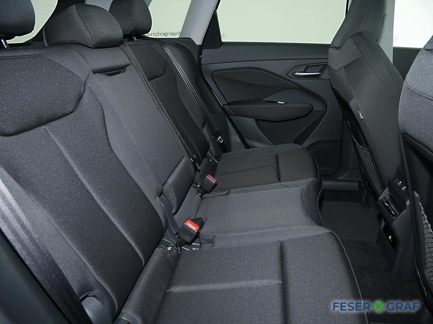 Bild über Audi Q3 SUV TFSI 110 kW S tronic - für weitere Informationen kontaktieren Sie den Audi Partner