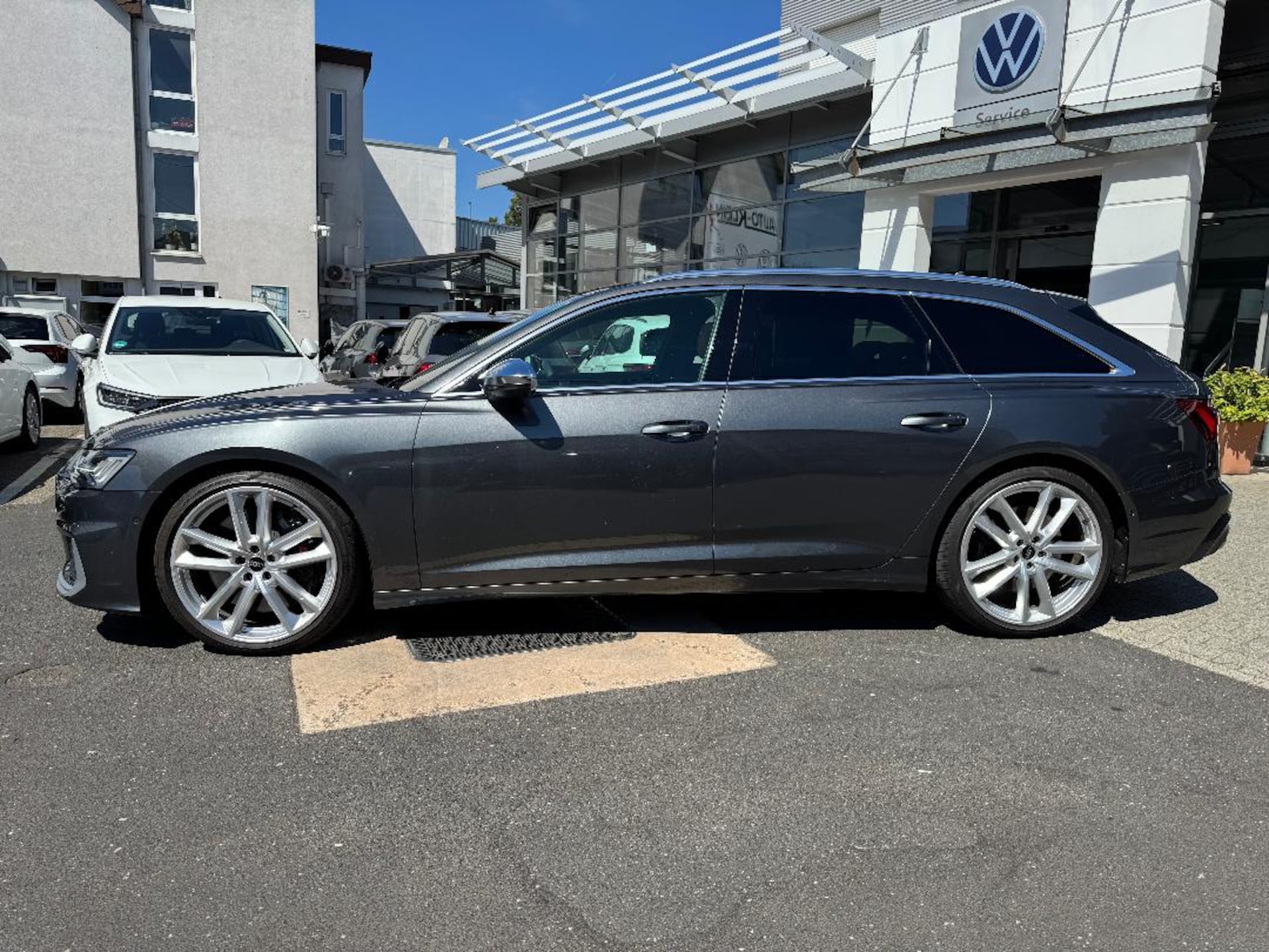 Audi S6 Avant