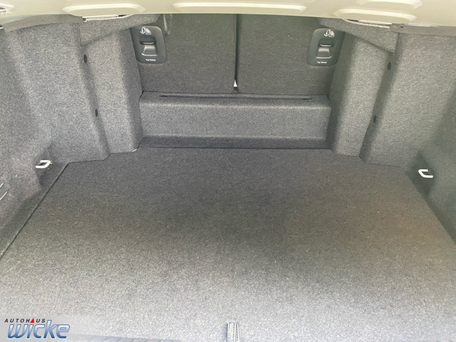 Volkswagen T-Roc Cabriolet – Bild 17