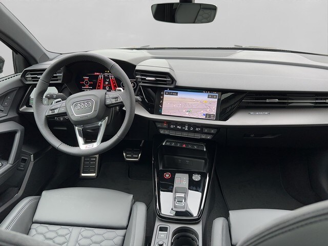 Image about Audi RS 3 Limousine TFSI quattro S tronic