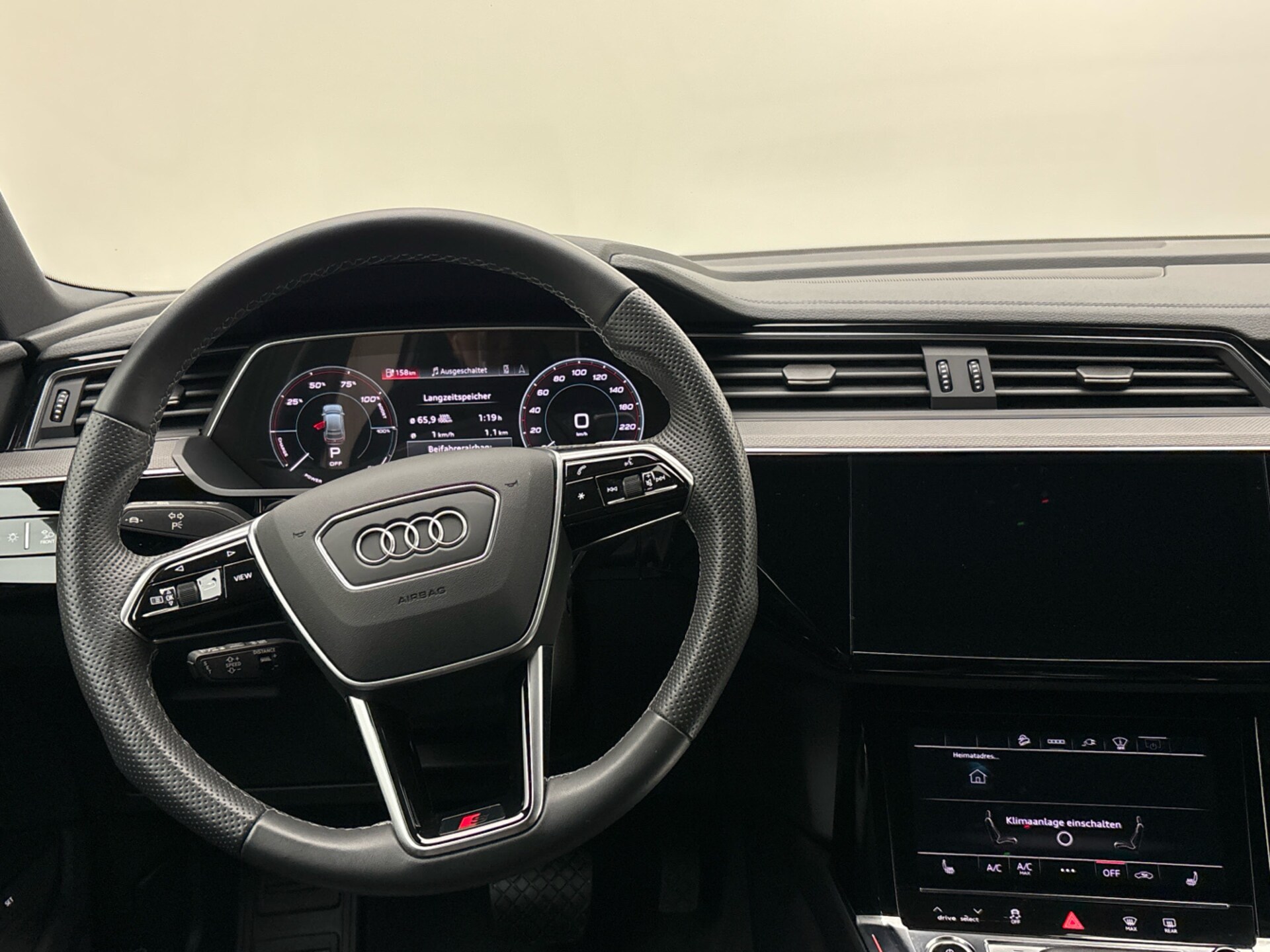 Audi e-tron Sportback S line