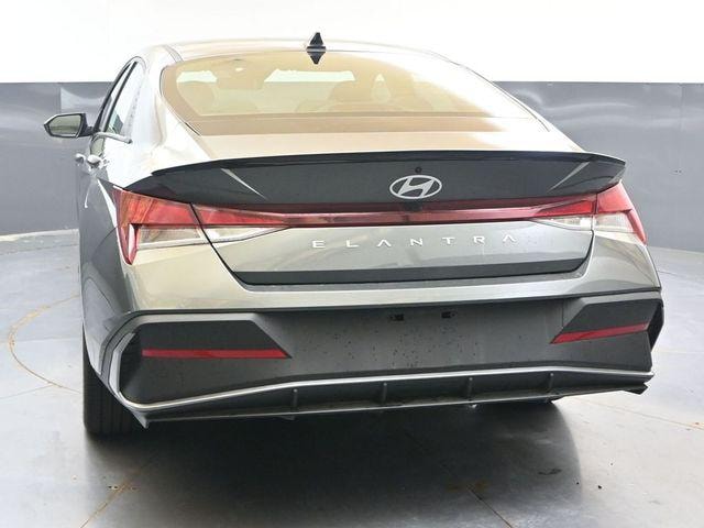 2025 Hyundai Elantra