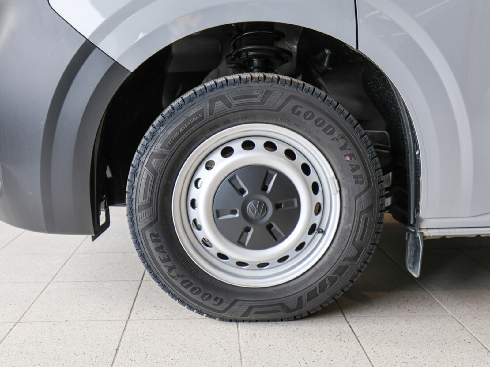 Volkswagen Transporter Kasten kurzer Radstand – Bild 8