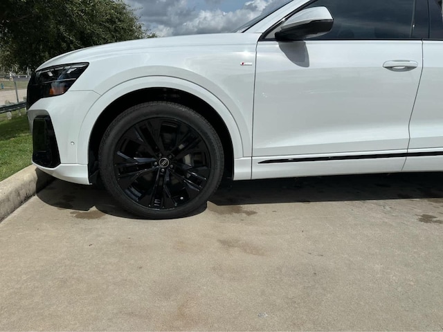 2026 Audi Q8 Premium Plus - Photo 6