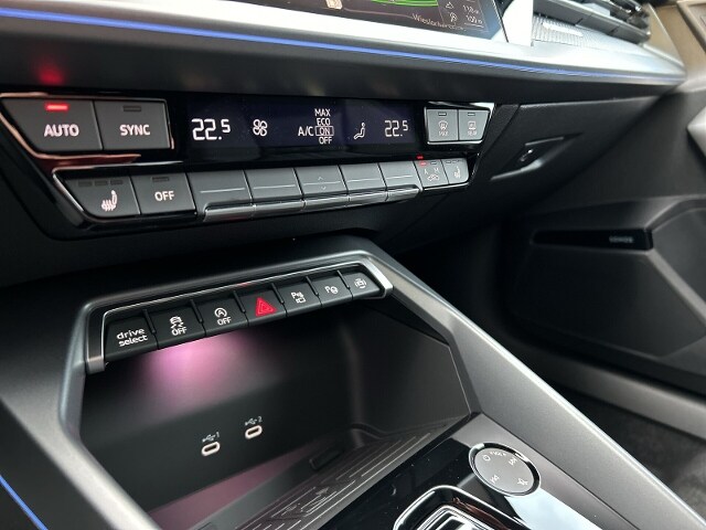 Image about Audi RS 3 Sportback TFSI quattro S tronic