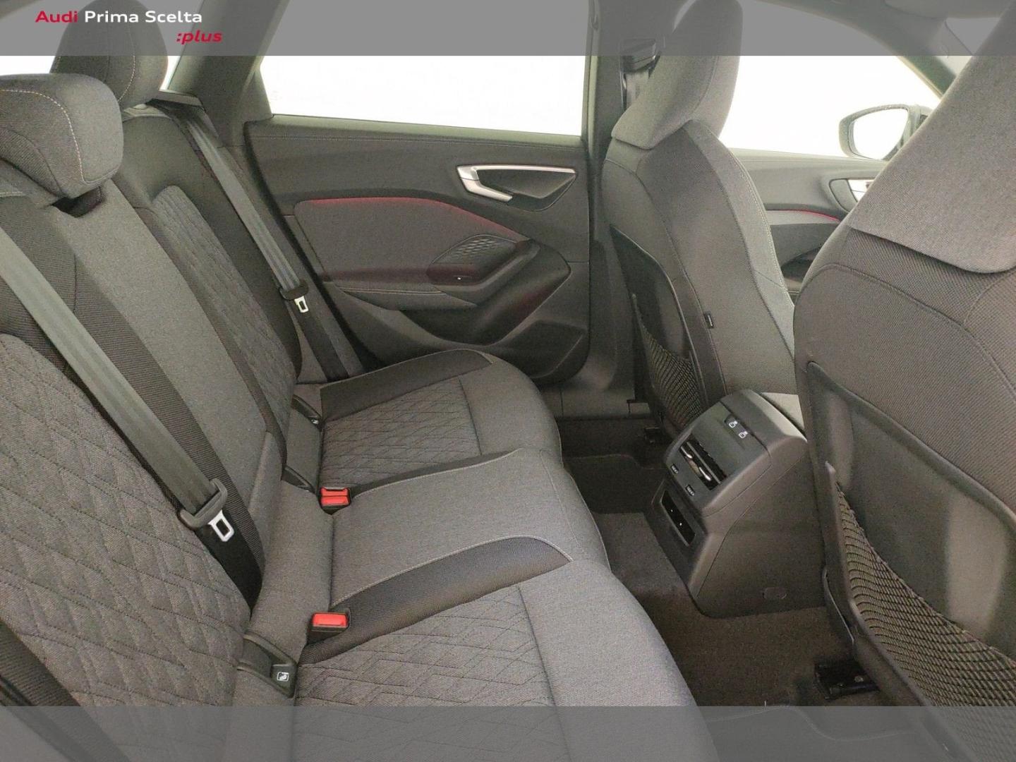 Immagine di Audi A5 Avant S line edition TDI quattro 150 kWS tronic - Vista: for more details contact your dealer