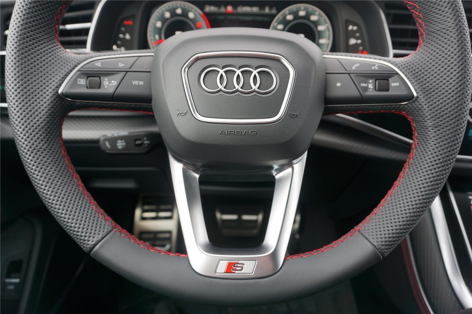 2026 Audi Q8 Prestige - Photo 11