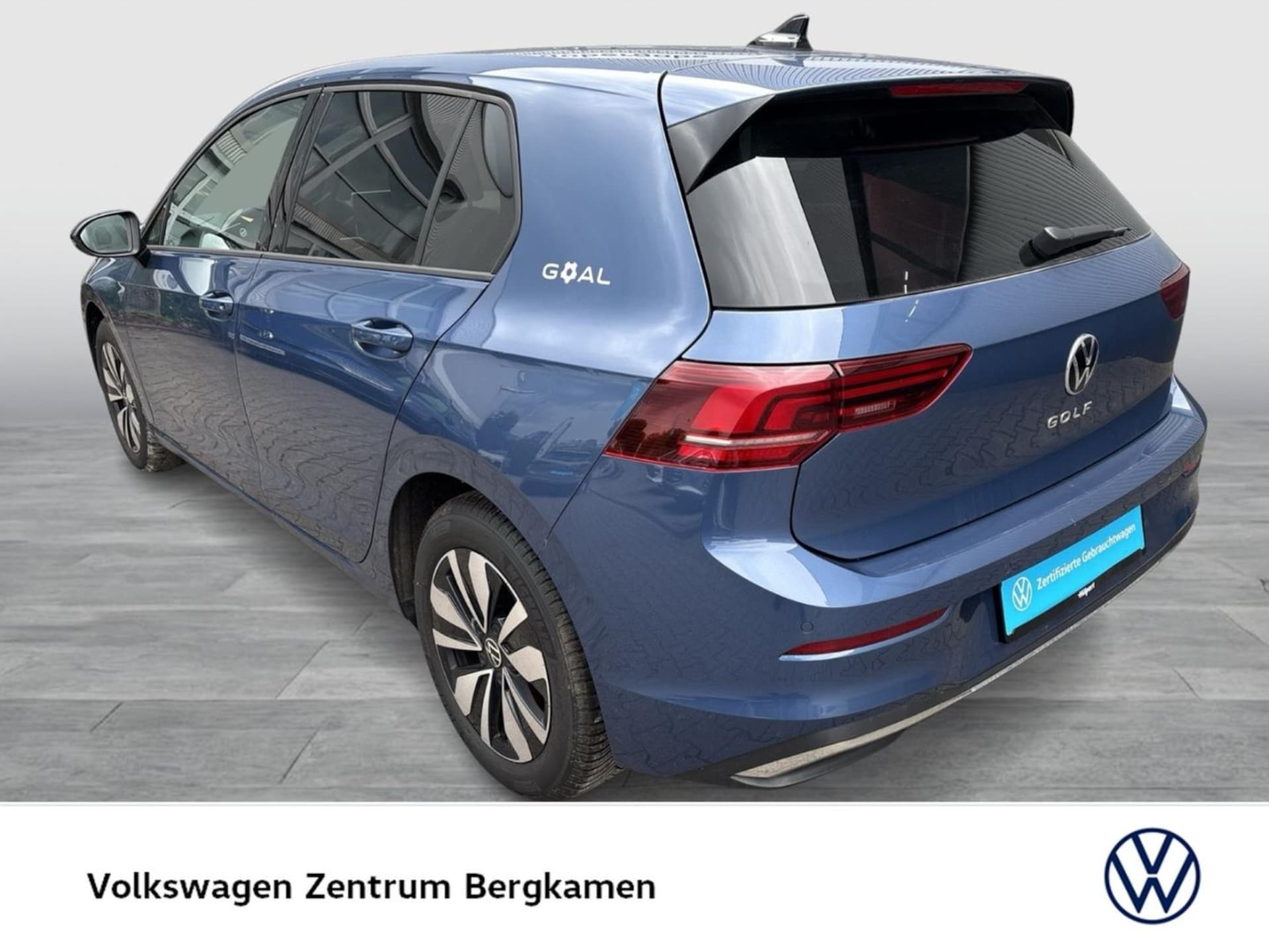 Volkswagen Golf Life