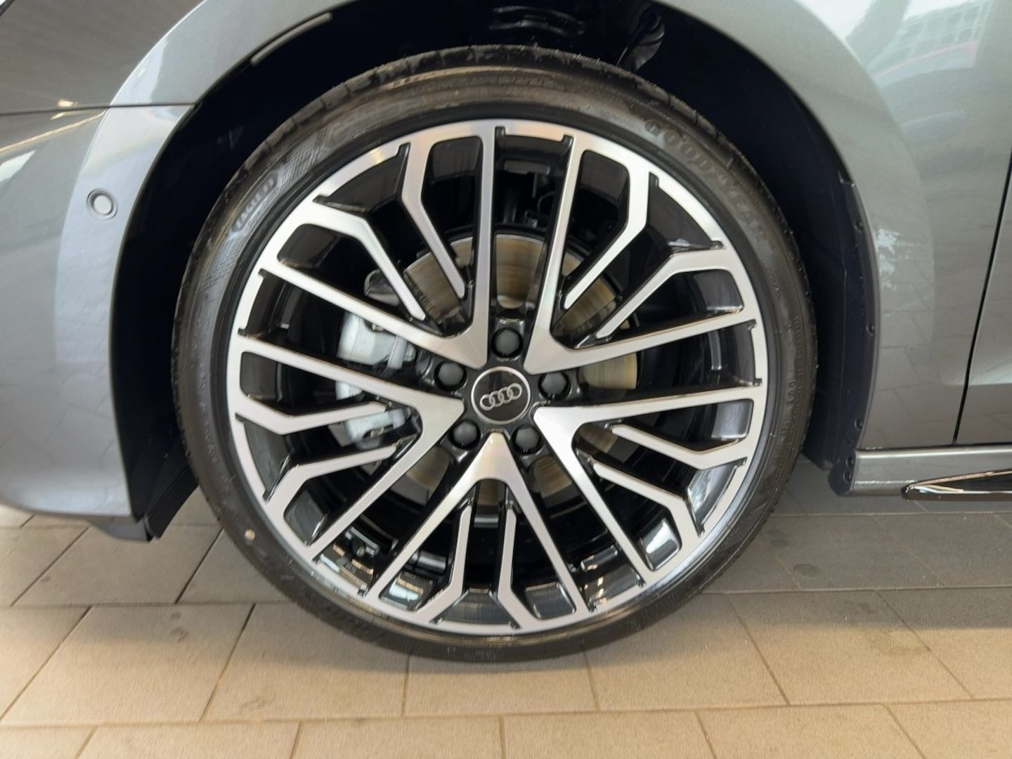 Bild über Audi A3 Limousine TFSI 110 kW S tronic - für weitere Informationen kontaktieren Sie den Audi Partner