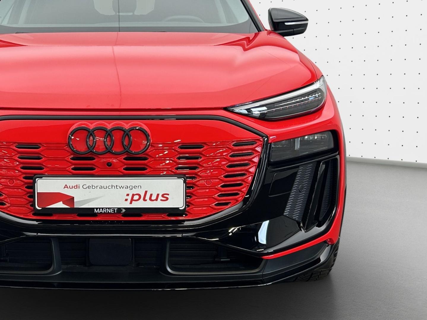 Image about Audi Q6 SUV e-tron e-tron performance