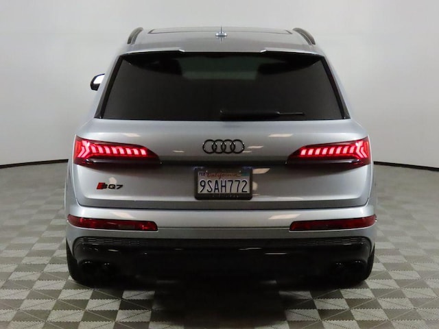 2023 Audi SQ7