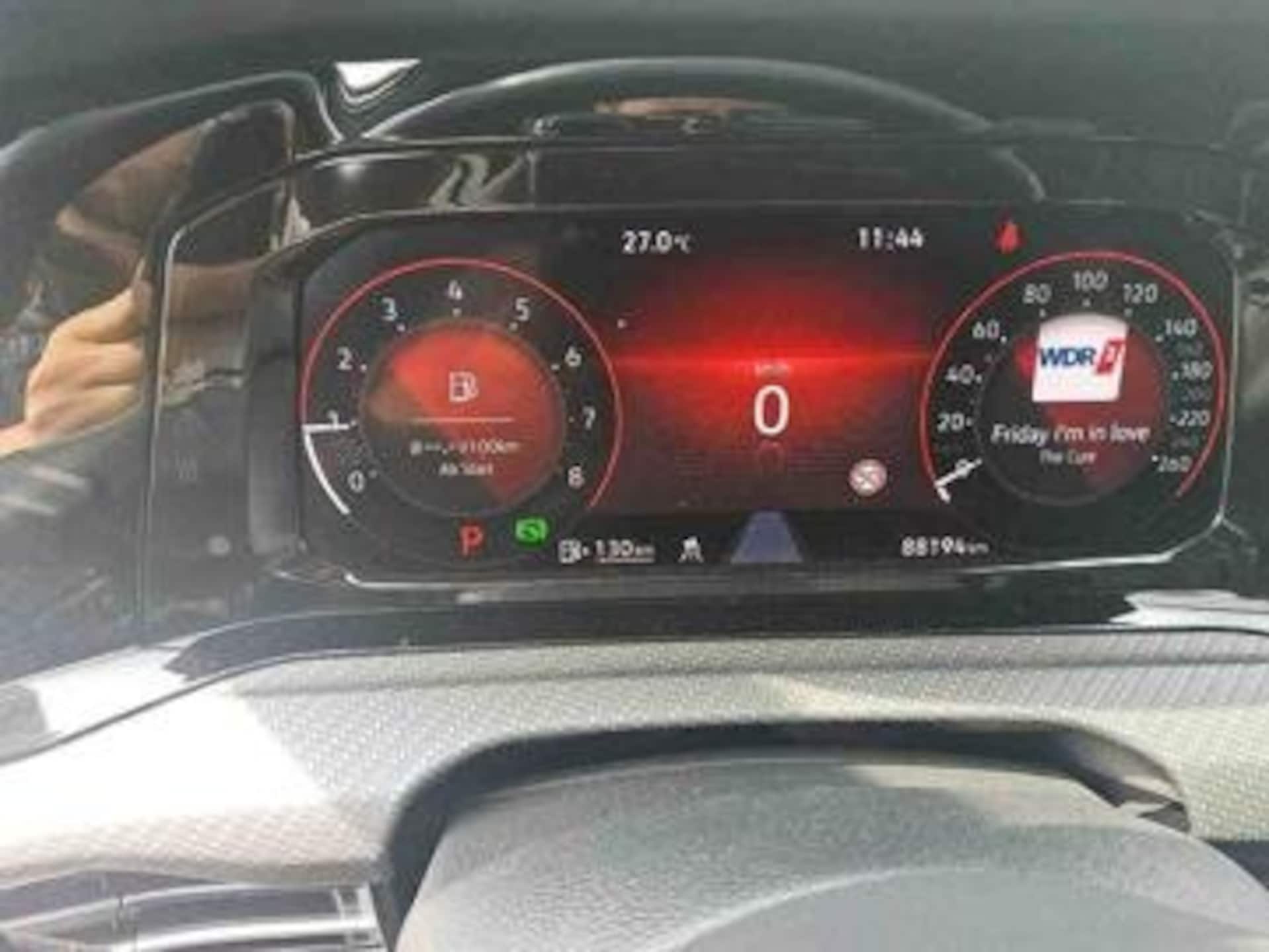 Volkswagen Golf R-Line