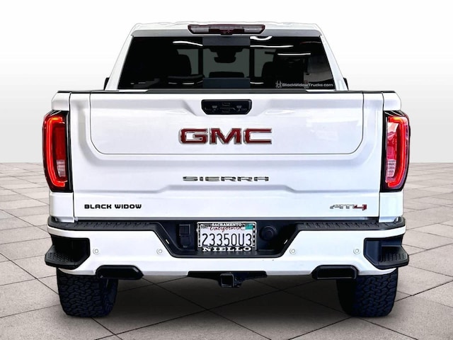 2023 GMC Sierra