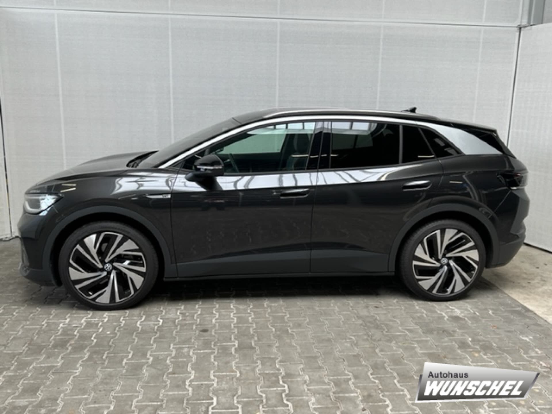 Volkswagen ID.4 1st Max