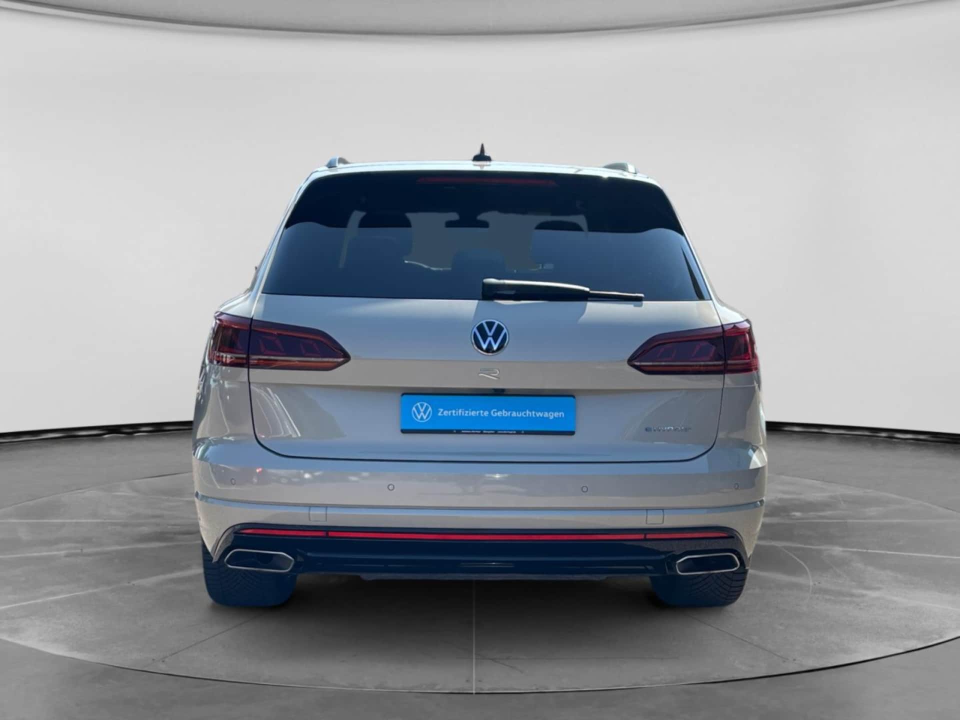 Volkswagen Touareg R