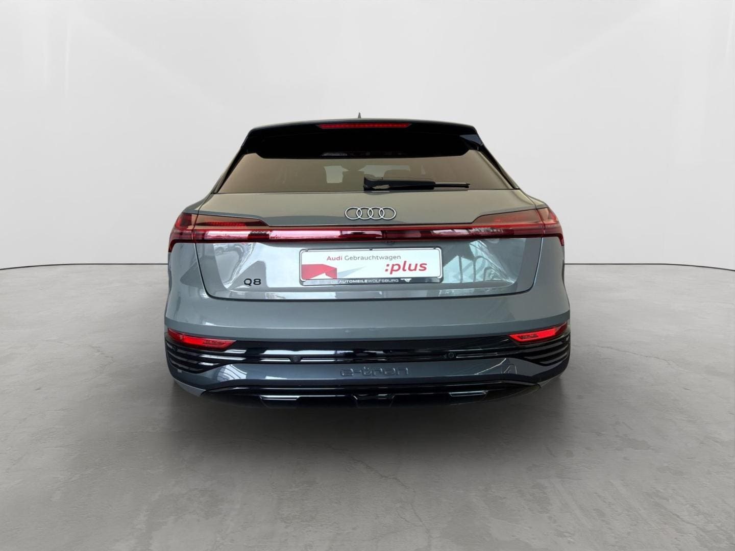 Bild über Audi Q8 e-tron advanced 55 e-tron quattro - für weitere Informationen kontaktieren Sie den Audi Partner