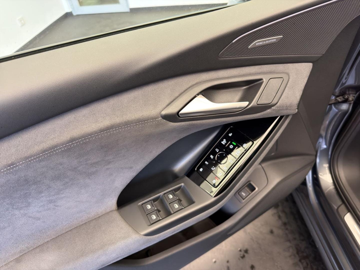 Bild über Audi Q6 SUV e-tron e-tron quattro - für weitere Informationen kontaktieren Sie den Audi Partner