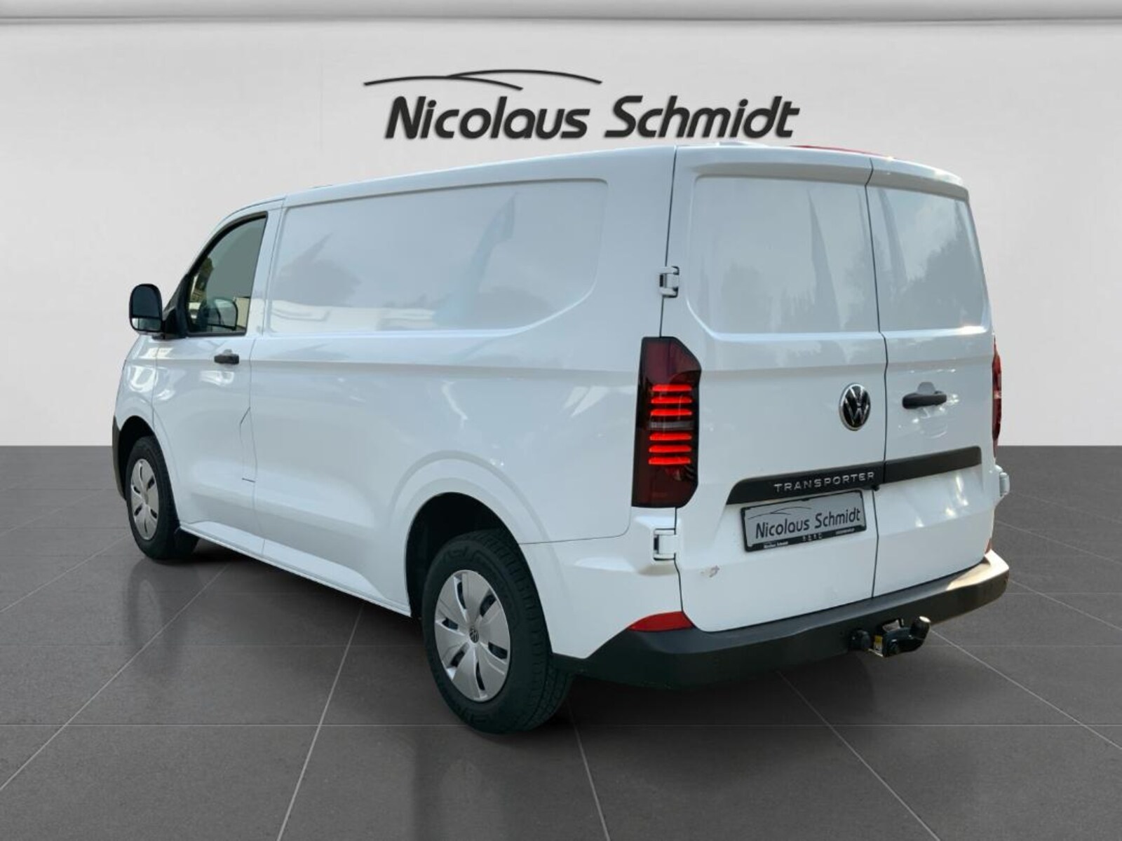 Volkswagen Transporter Kasten kurzer Radstand – Bild 3