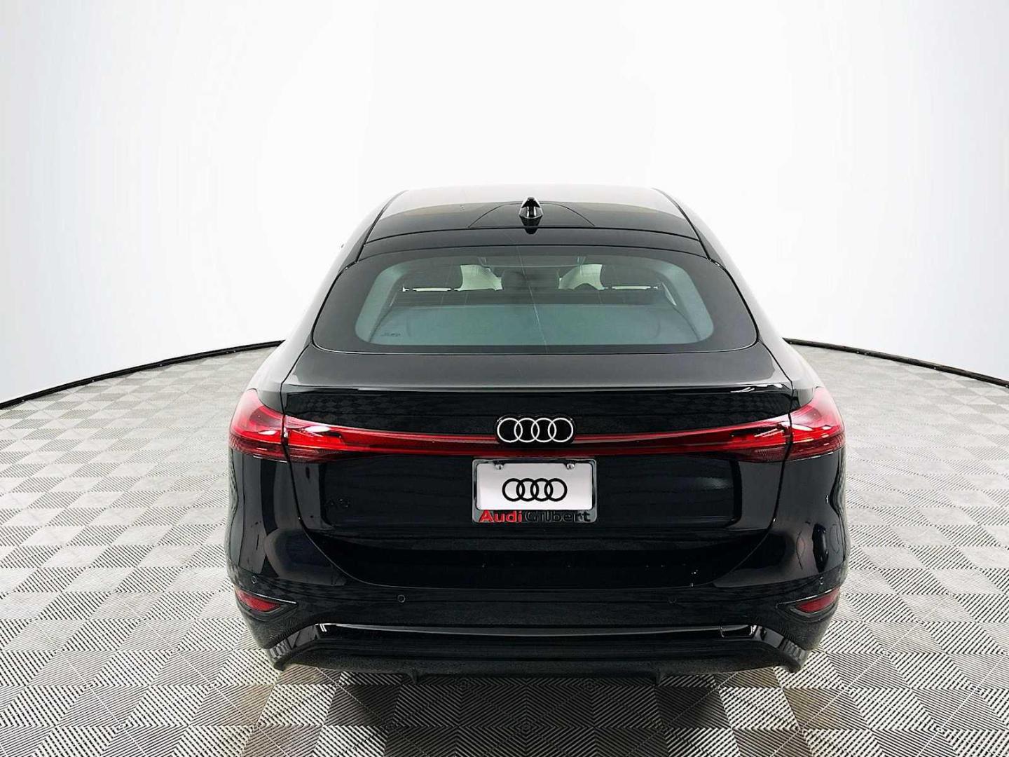 2025 Audi A6 Sportback e-tron Premium Plus - Photo 6