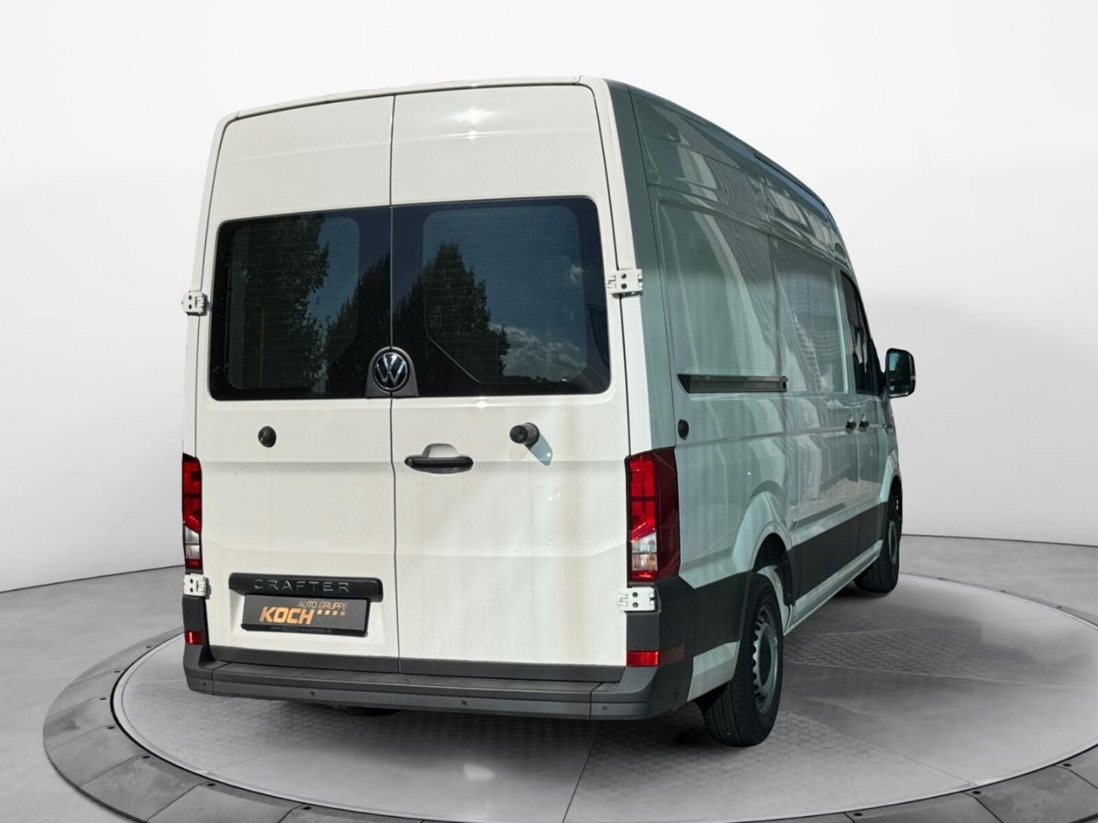 Volkswagen Crafter Kasten mittlerer Radstand – Bild 4