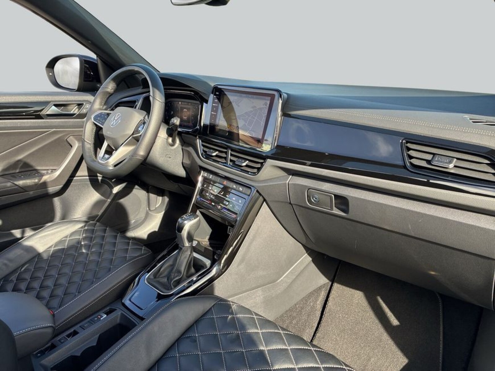 Volkswagen T-Roc Cabriolet – Bild 15