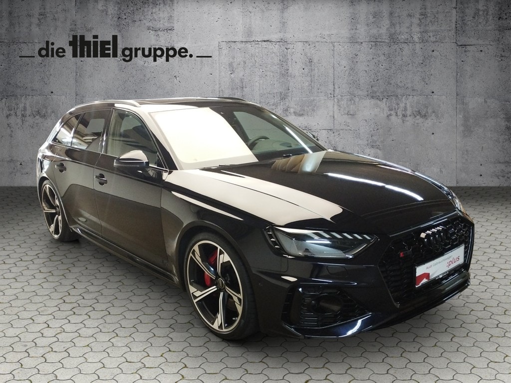Image about Audi RS 4 Avant TFSI quattro tiptronic