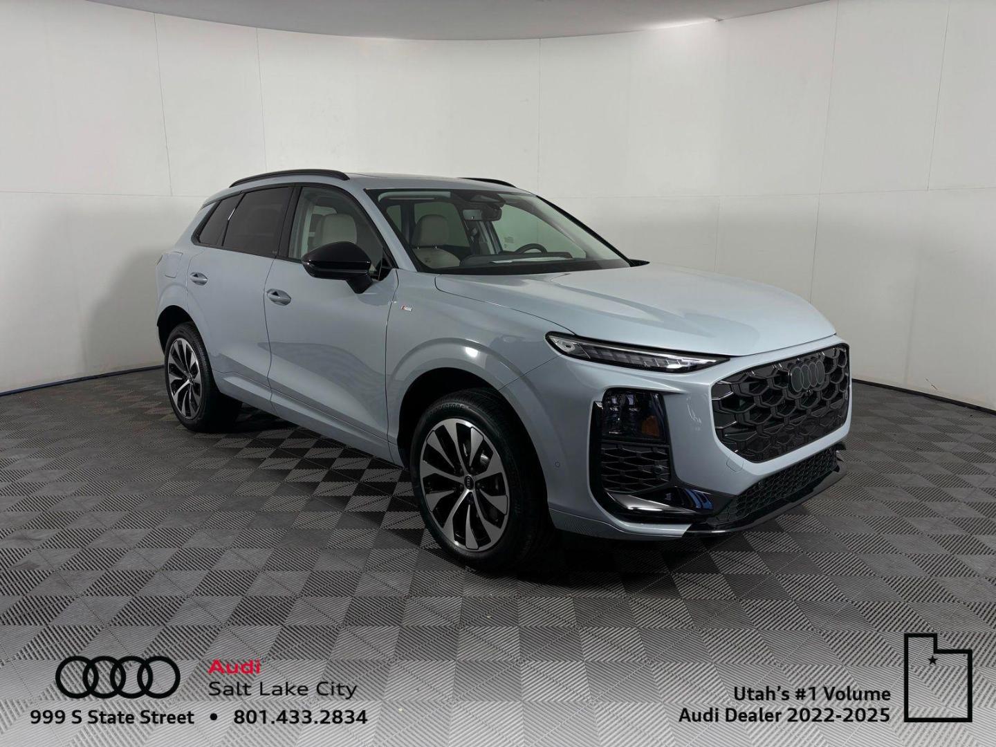 2026 Audi Q3 S line quattro's photo