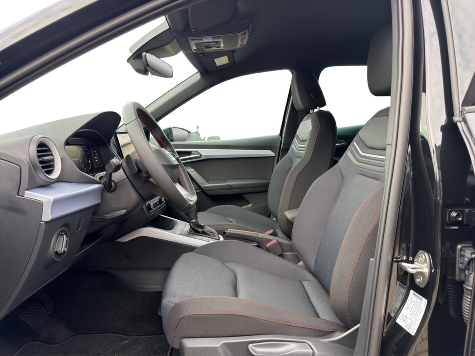 SEAT Arona – Bild 9