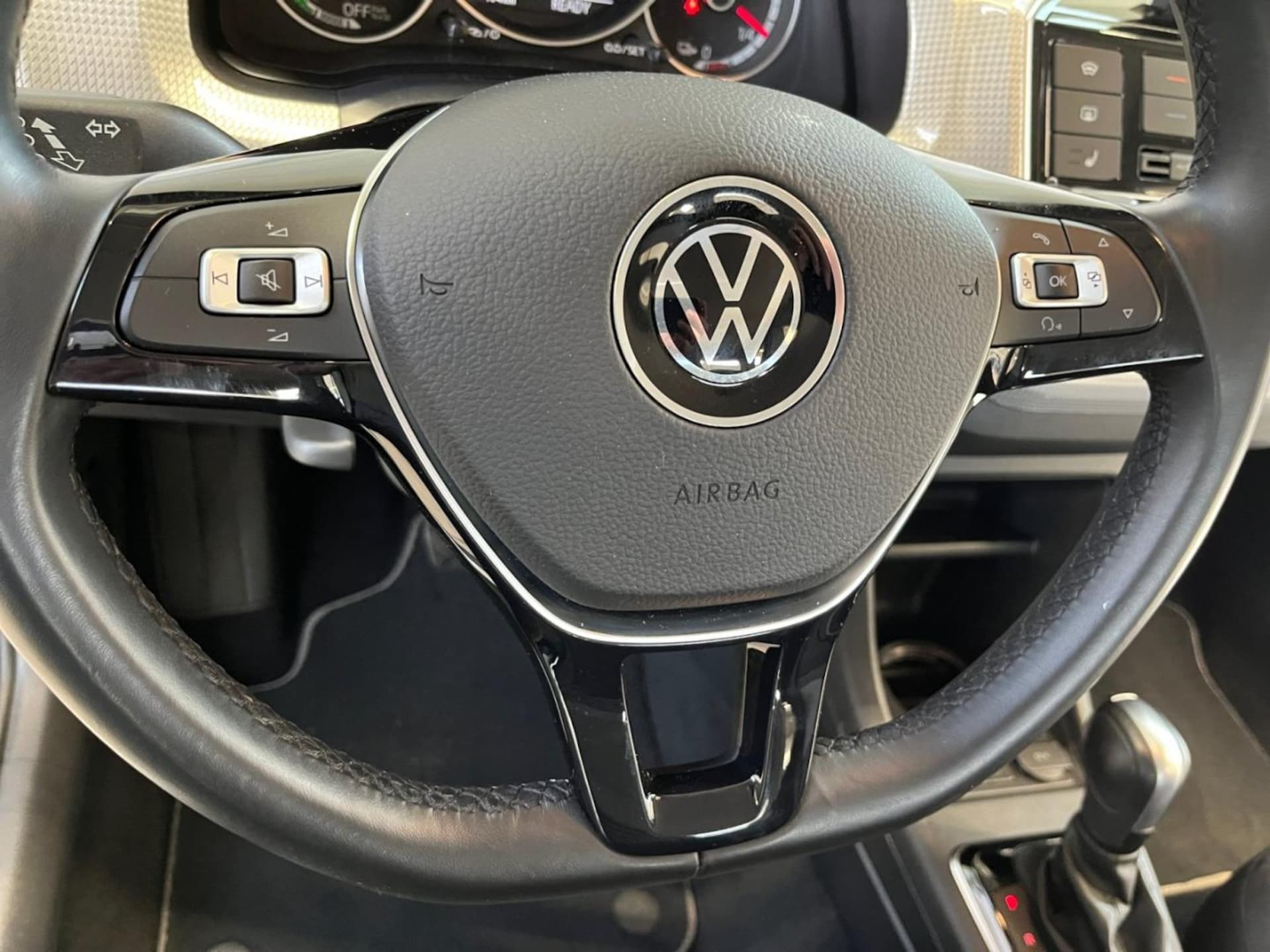 Volkswagen e-up! Style "Plus"