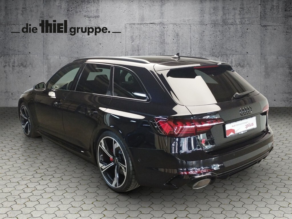 Image about Audi RS 4 Avant TFSI quattro tiptronic