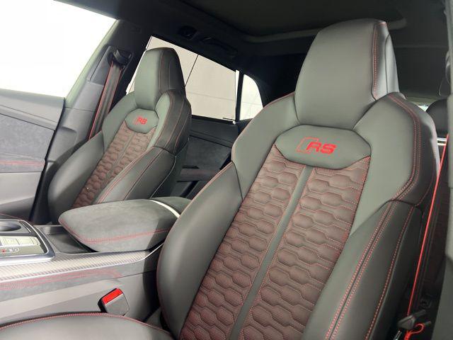 2026 Audi RS Q8 Base - Photo 21