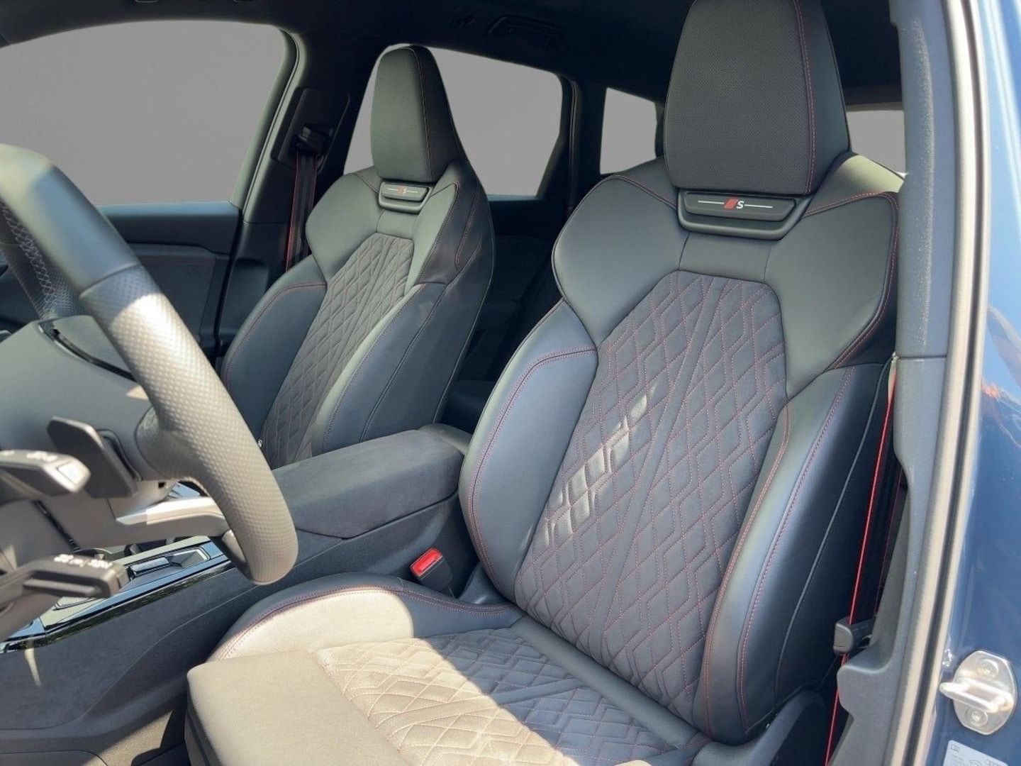 Bild über Audi Q6 SUV e-tron e-tron performance - für weitere Informationen kontaktieren Sie den Audi Partner