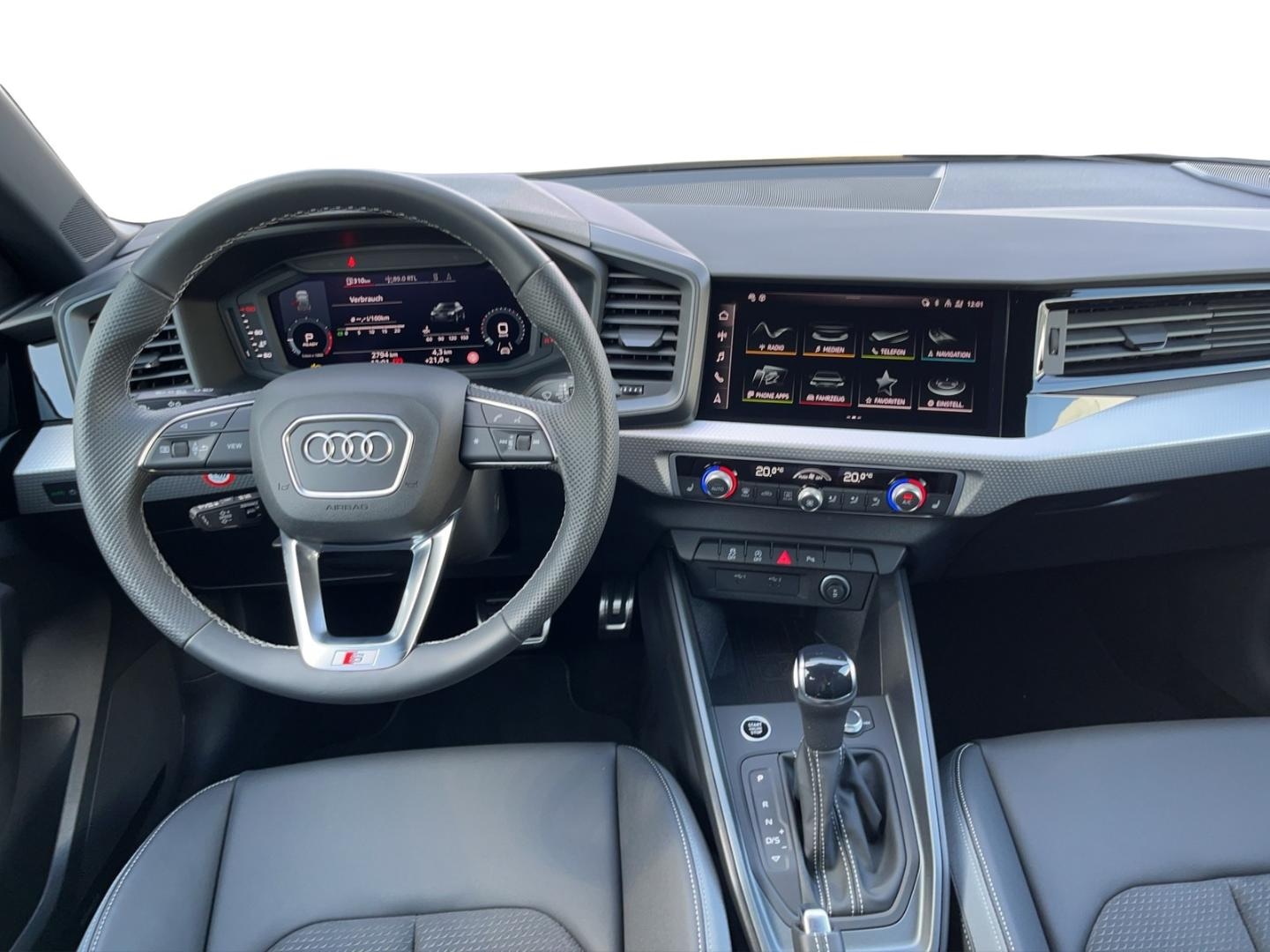 Bild über Audi A1 Sportback S line 25 TFSI S tronic - für weitere Informationen kontaktieren Sie den Audi Partner